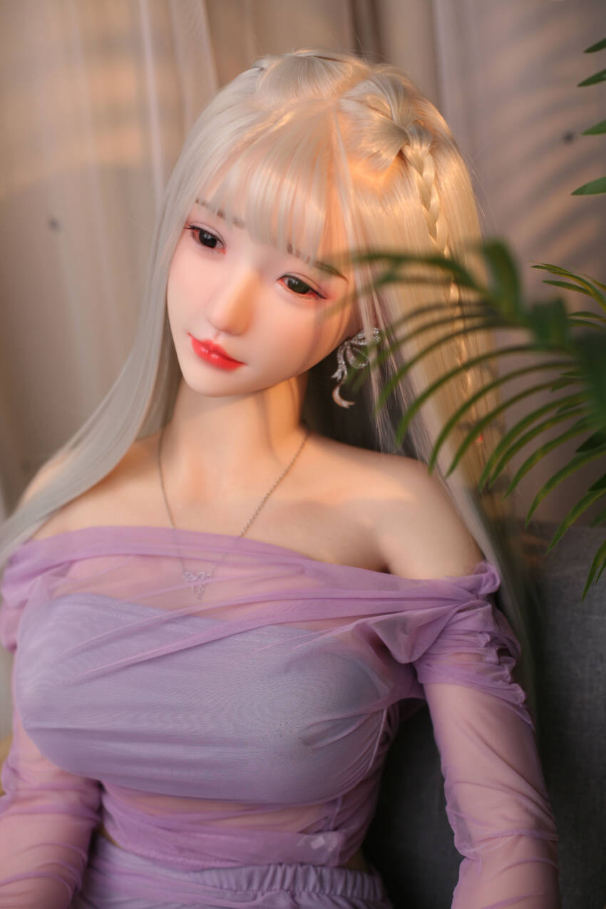 AI intelligent robot emotional doll companion factory customization, supporting global delivery. - Image 6